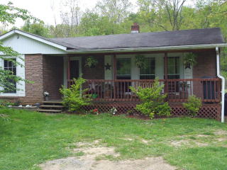1364 Saint Clairs Creek Rd, Chilhowie, VA 24319-5869