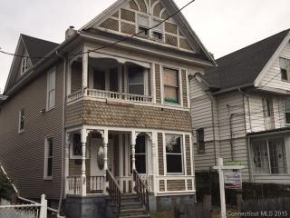 694 Laurel Ave, Bridgeport, CT 06604-2402