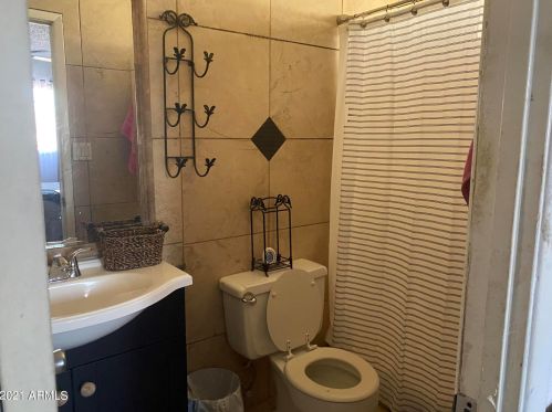 4631 Claremont St, Glendale AZ 85301-4804 exterior