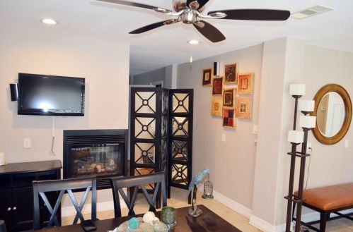 534 Paradise, Galveston TX  77554-6189 exterior