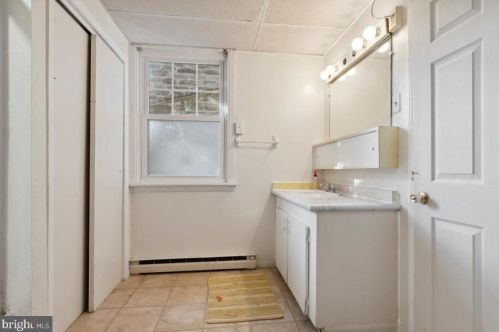 7648 Ardleigh St, Philadelphia PA 19118-3415 exterior