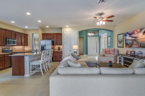 11964 Crestwood Cir, Port Saint Lucie FL  34987-2738 exterior