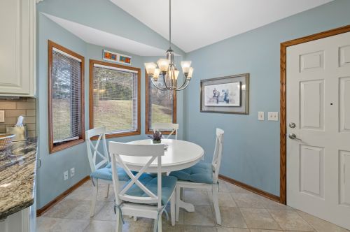 1510 Eastbrook Dr, Thiensville WI  53092-2971 exterior