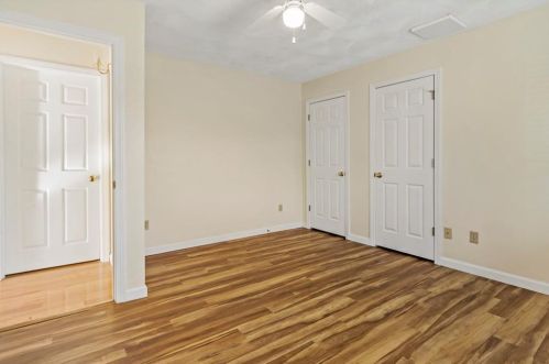 105 Nepaug Rd, South Kingstown RI  02882-2303 exterior