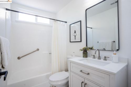 762 Barton Way, Benicia CA  94510-3800 exterior