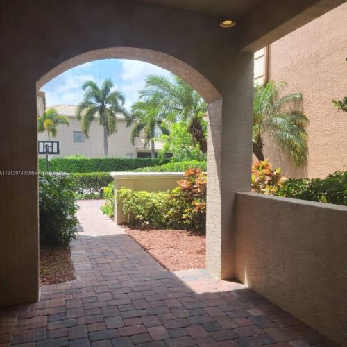 179 Isle Verde Way, West Palm Beach, FL 33418-1710