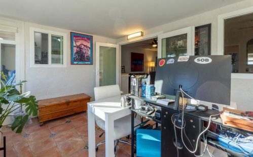 4593 Sunrise Rdg, Oceanside CA  92056-2948 exterior