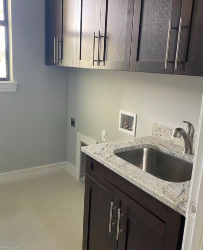 3665 66th Ave, Naples, FL 34120-7424