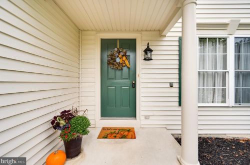 1007 Cathy Dr, Dauberville, PA 19533-8805