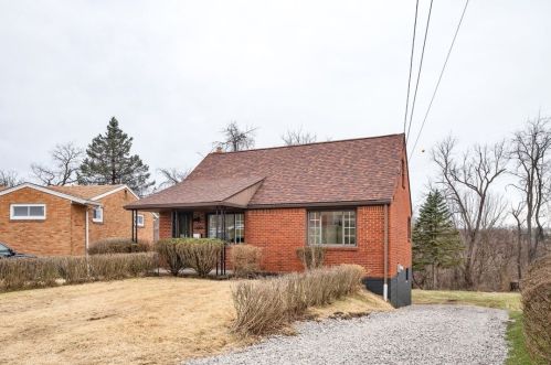 11009 Azalea Dr, Pittsburgh, PA 15235-1819