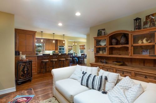 2802 Josie Ave, Long Beach CA 90815-1514 exterior