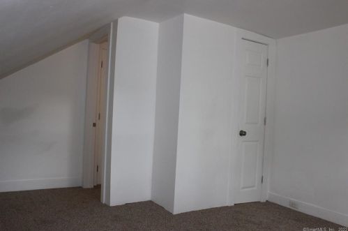 377 Broad St, Bristol CT  06010-6665 exterior