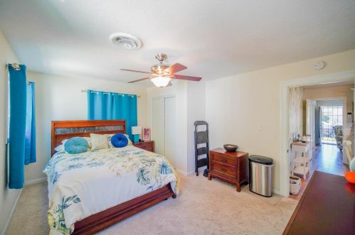 717 El Terino Ave, Modesto CA  95350-5630 exterior
