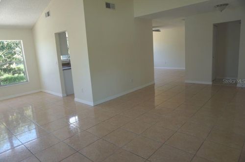 1389 Madrid Way, Casselberry FL  32708-5020 exterior
