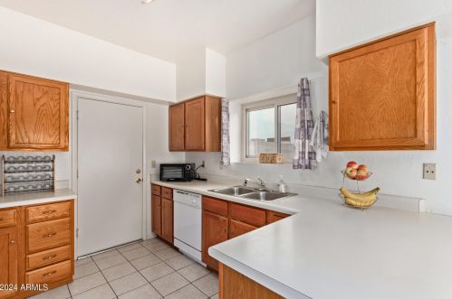 4131 Siesta Ln, Glendale AZ  85308-7502 exterior