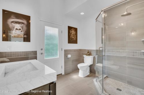 1101 Riverview Dr, Brielle NJ 08730-1121 exterior