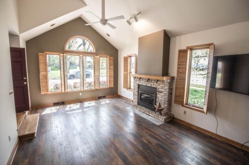 2424 Parnell Ave, Milwaukee WI 53221-4253 exterior