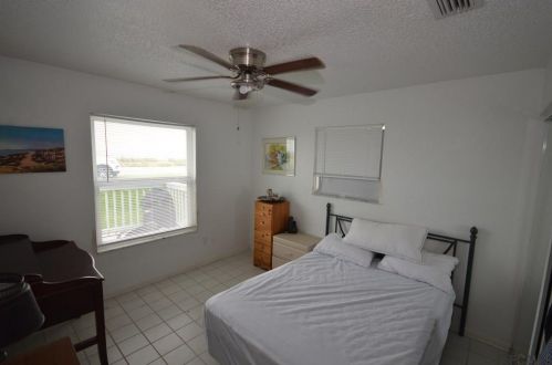 1939 Oceanshore Blvd, Flagler Beach FL  32136-2804 exterior