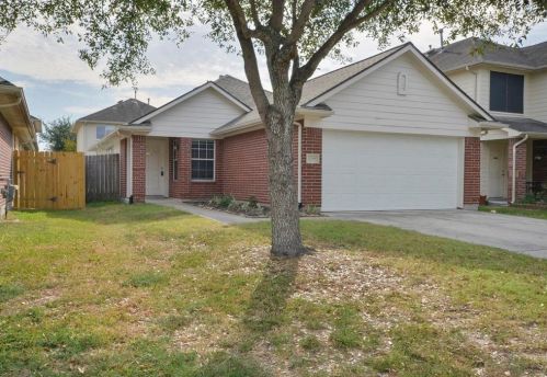 14926 Sunset Creek Dr, Humble, TX 77396-6030