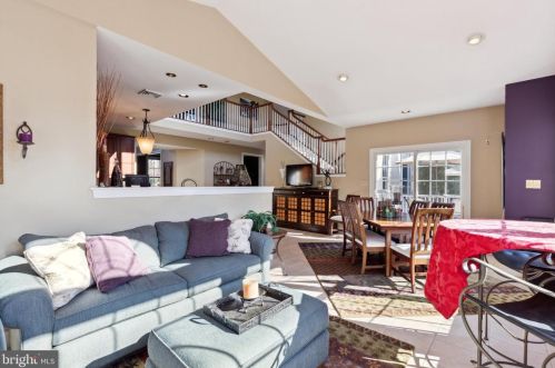4040 Steeplechase Dr, Collegeville PA  19426-1265 exterior