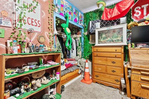 844 48th St, San Bernardino, CA 92407-3467