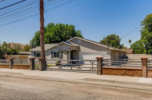 4236 3rd Ave, San Bernardino, CA 92407-3002
