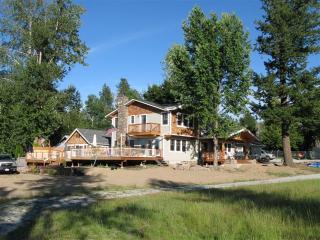 325231 Highway 2, Newport, WA 99156-9313