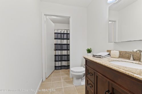 14-4 Providence Ct, East Freehold NJ  exterior