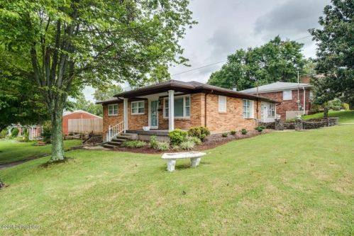 4811 Lawrie Ln, Louisville, KY 40214-1258