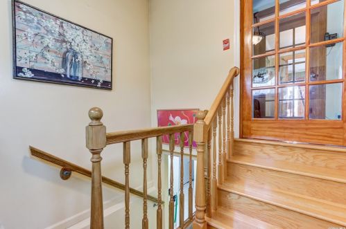 90 Mckee St, Floral Park NY  11001-1618 exterior