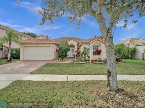 13724 11th St, Hollywood FL  33028-2342 exterior