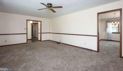 501 Corner Ketch Rd, Downingtown, PA 19335-1224