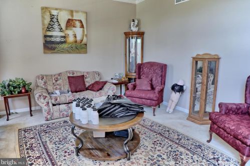 43 Wooten Ct, Dover DE  19904-3863 exterior