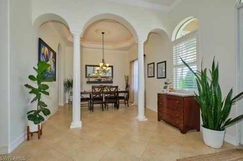 1121 1 Ter, Cape Coral FL  33991-1591 exterior