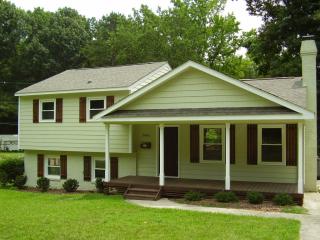 3601 Annlin Ave, Charlotte NC  28209-2326 exterior