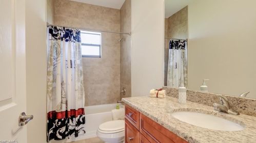 2801 10th St, Lehigh Acres, FL 33972-3562