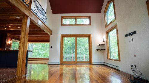 1044 Plain Rd, Hinsdale NH  03451-2150 exterior