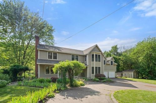 250 Old Wolcott Rd, Bristol, CT 06010-7135