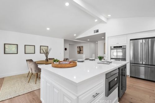4455 Park Alisal, Calabasas CA  91302-1757 exterior