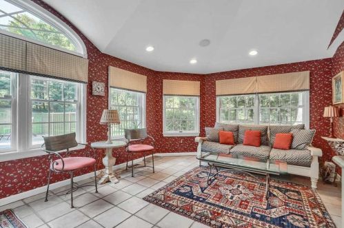 5 Carlson Ter, Fishkill NY  12524-3001 exterior