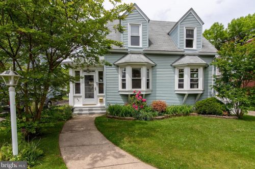 45 Bettlewood Ave, Camden, NJ 08107-1421