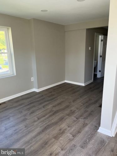 535 Chestnut St, Pottstown PA 19464-5619 exterior