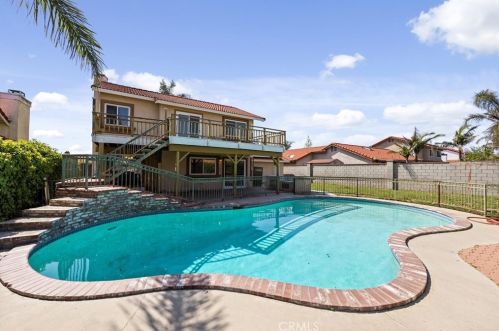 4388 Mapleton Cir, Riverside CA  92509-0942 exterior