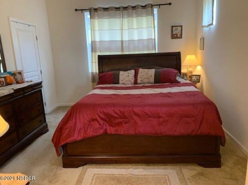 1321 Dolcetto Ln, Santa Maria CA 93458-6326 exterior