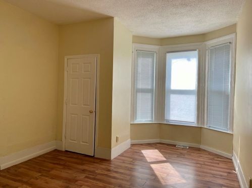 93 Thompson St, Springfield MA  01109-3919 exterior