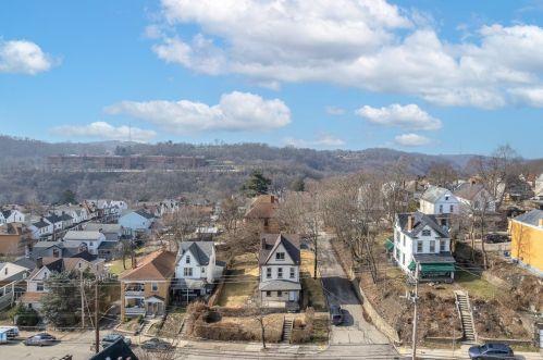 650 Boggs Ave, Pittsburgh PA  15211-2334 exterior