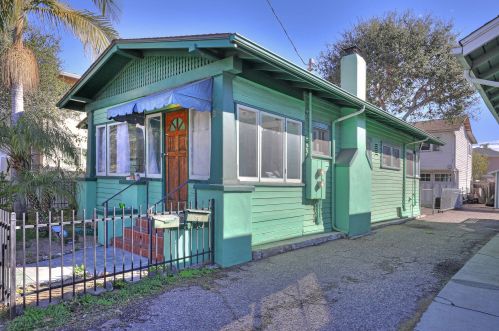 319 Arrellaga St, Santa Barbara, CA 93101-1105