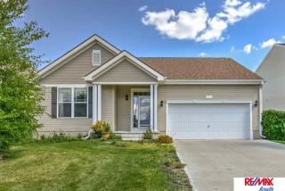8705 163rd Ave, Omaha, NE 68136-1422