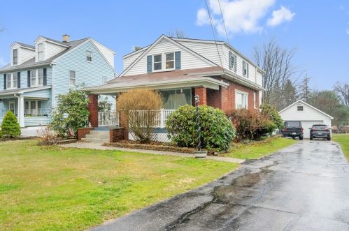 130 Mcmillen Ave, Beaver Falls, PA 15010-1648