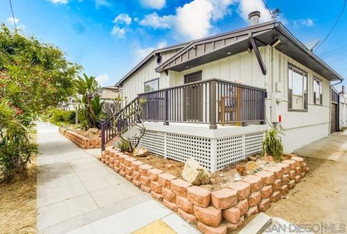 2070 Cable St, San Diego CA 92107-3313 exterior